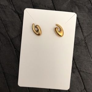 Gold plated earrings